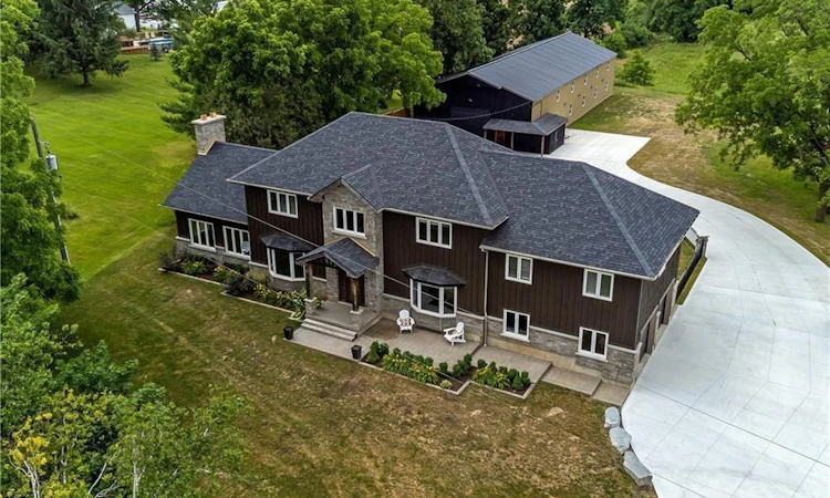 2210 Highway 54