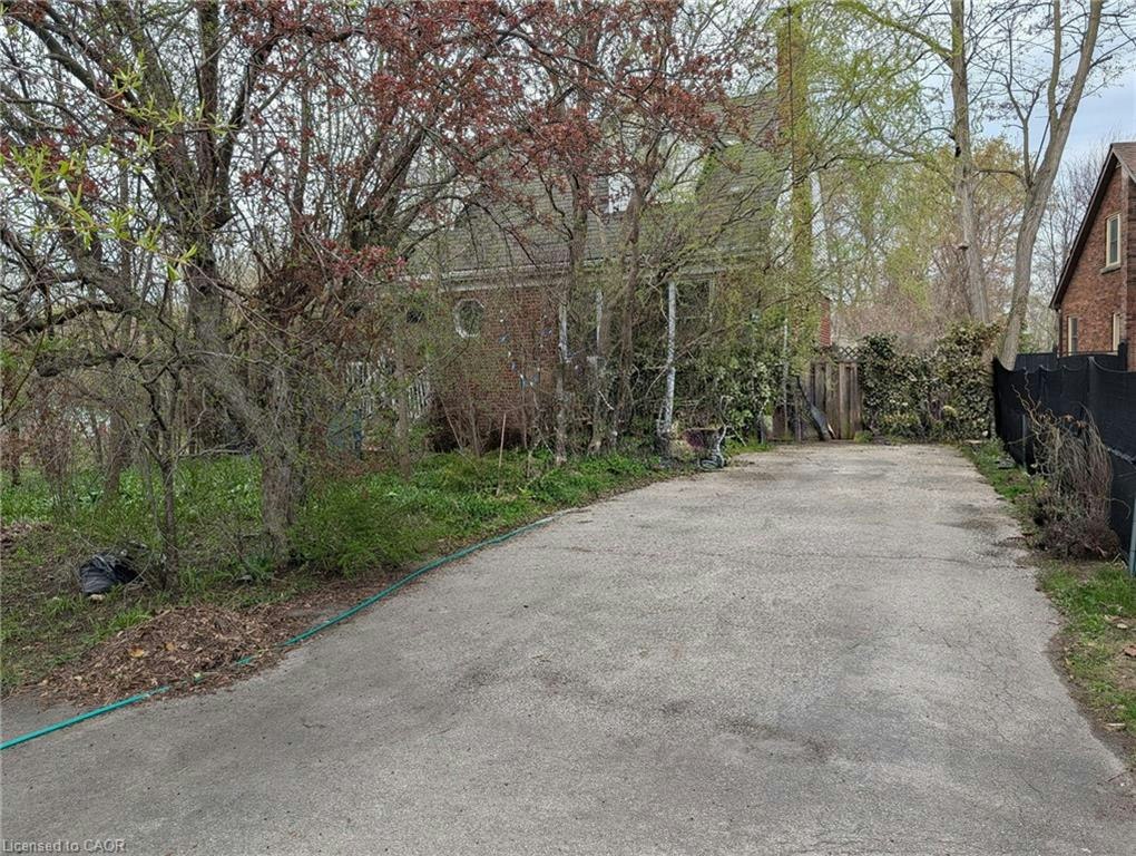 115 King Street E, Hamilton, ON, L8G 1L2