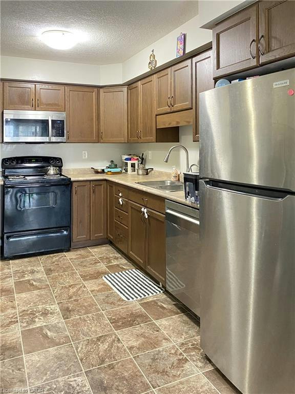 M48-7 Upper Mercer Street, Kitchener, ON, N2A 0B7 - 6