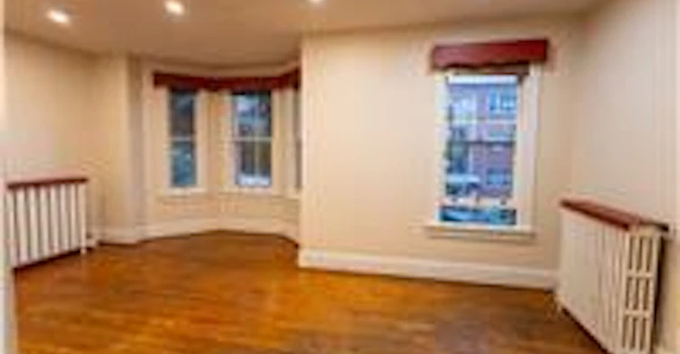 Second-105 Erie Avenue, Hamilton, ON, L8N 2W5 - 2