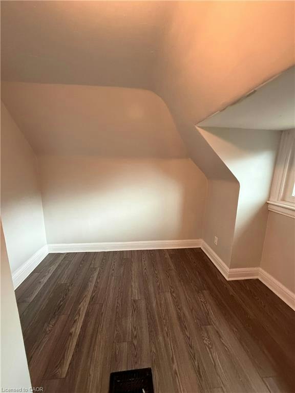 2-21 Gage Avenue S, Hamilton, ON, L8M 3C7 - 11