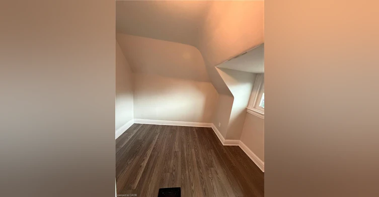 2-21 Gage Avenue S, Hamilton, ON, L8M 3C7 - 10
