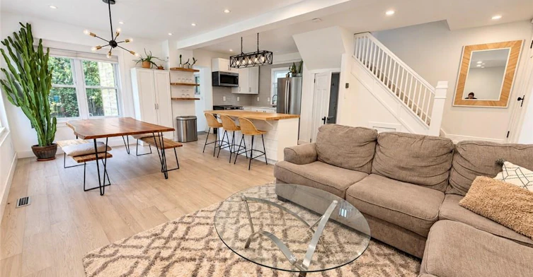 826 Beach Boulevard, Hamilton, ON, L8H 6Z5 - 4