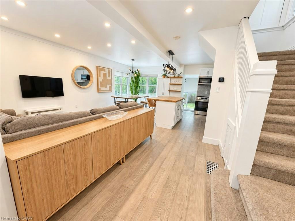826 Beach Boulevard, Hamilton, ON, L8H 6Z5 - 5