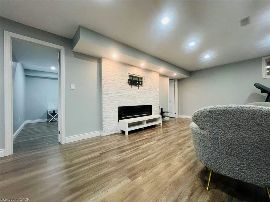BSMT-109 Chartwell Circle, Hamilton, ON, L9C 4S2 - 4