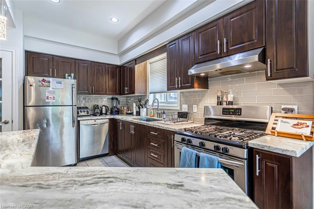 2138 Crosswinds Court, Burlington, ON, L7M 4K9 - 8