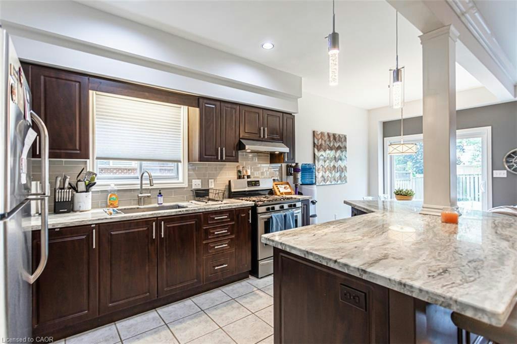 2138 Crosswinds Court, Burlington, ON, L7M 4K9 - 6