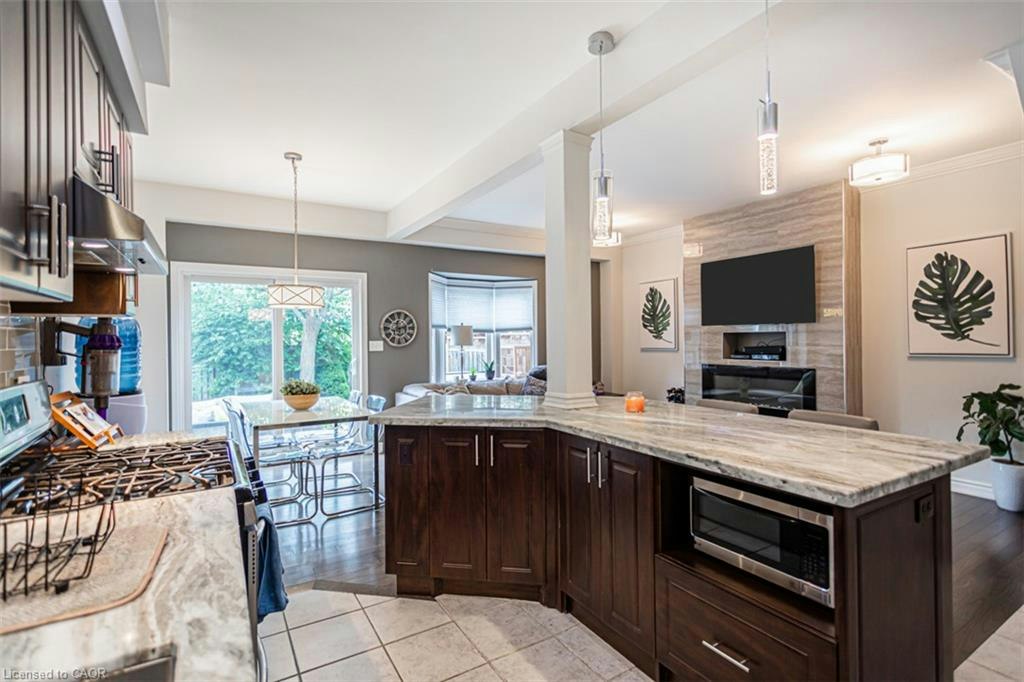 2138 Crosswinds Court, Burlington, ON, L7M 4K9 - 7