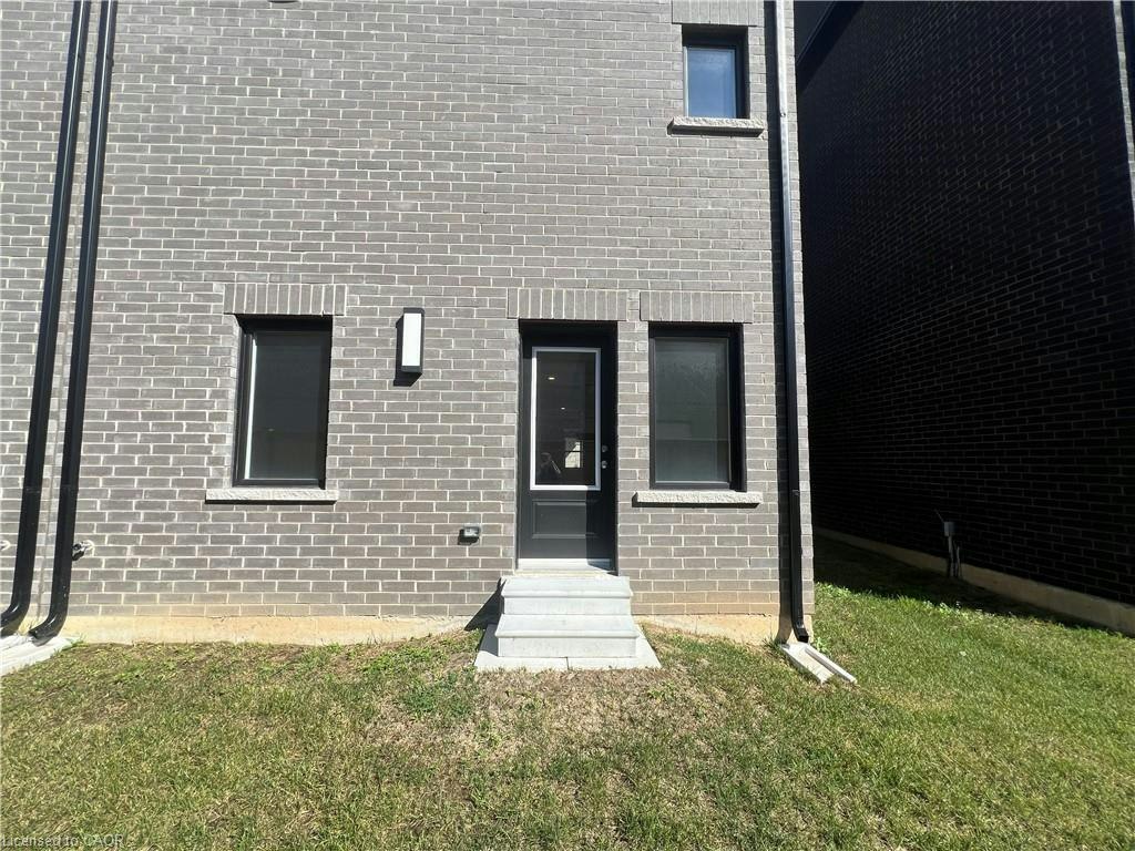 7-258 Hespeler Road, Cambridge, ON, N1R 0C9 - 2