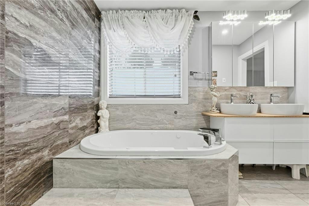 231 Parkside Drive, Hamilton, ON, L8B 0Y7 - 21