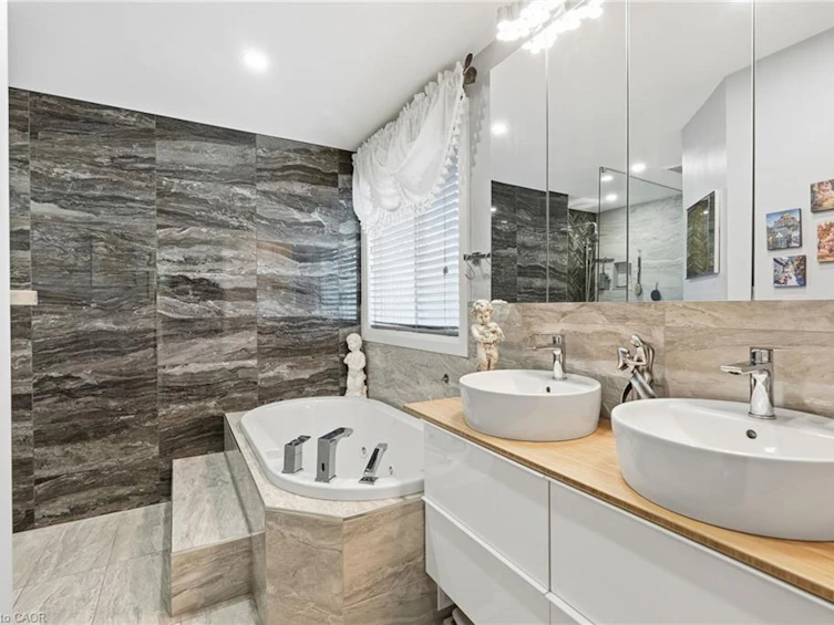 231 Parkside Drive, Hamilton, ON, L8B 0Y7 - 20
