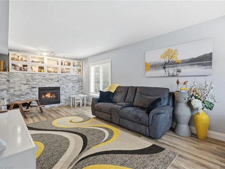 231 Parkside Drive, Hamilton, ON, L8B 0Y7 - 5