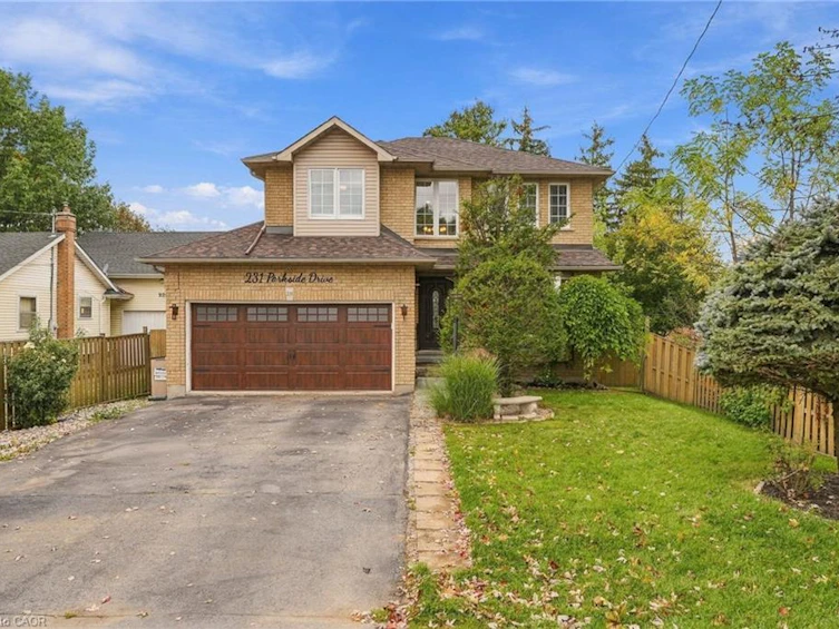 231 Parkside Drive, Hamilton, ON, L8B 0Y7
