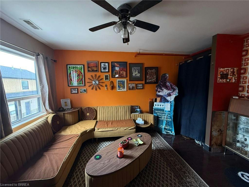 18-12 Bridgeport Road E, Waterloo, ON, N2J 2J3 - 9
