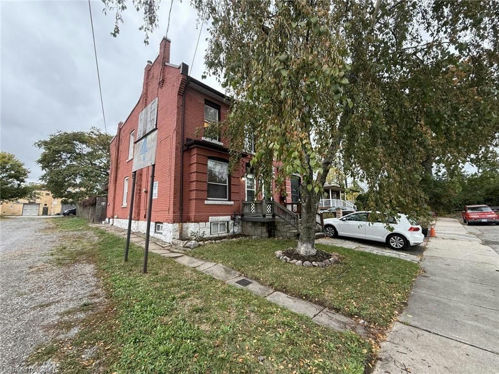 325 Catharine Street N, Hamilton, ON, L8L 4T1