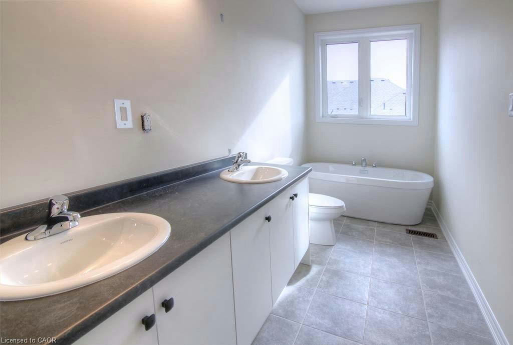 1388 National Common, Burlington, ON, L7P 0V6 - 17