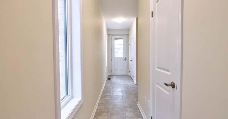 1388 National Common, Burlington, ON, L7P 0V6 - 2