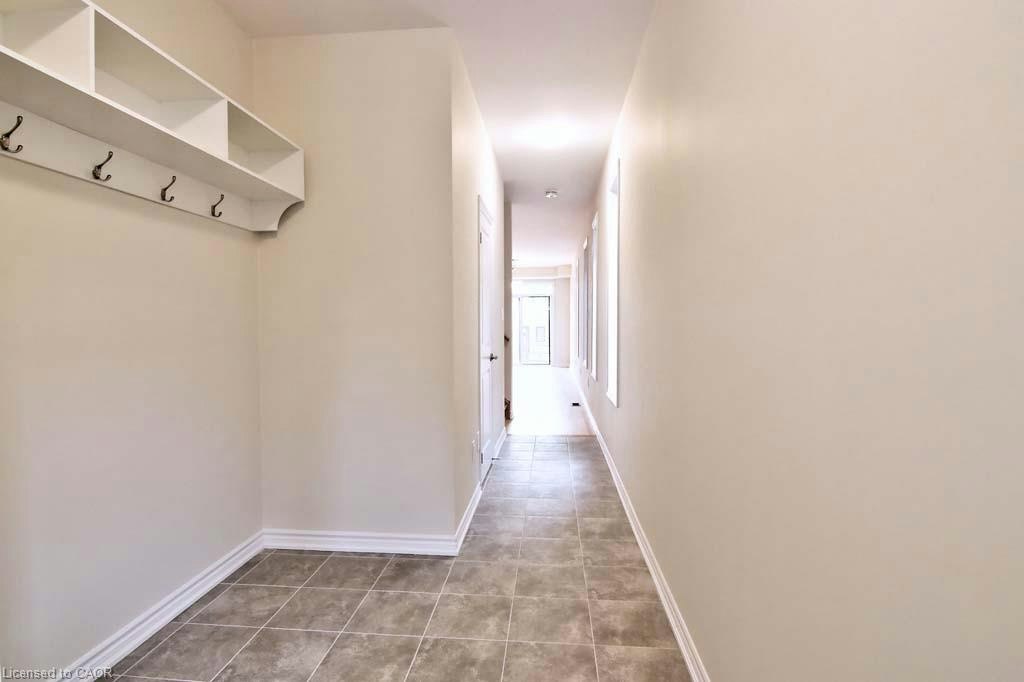 1388 National Common, Burlington, ON, L7P 0V6 - 3