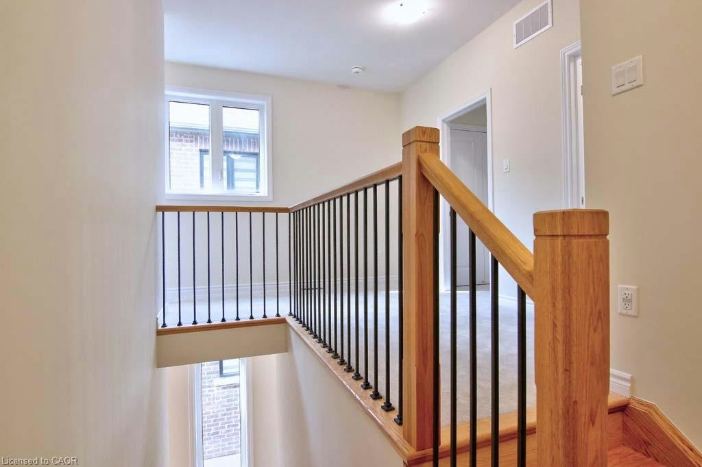 1388 National Common, Burlington, ON, L7P 0V6 - 9