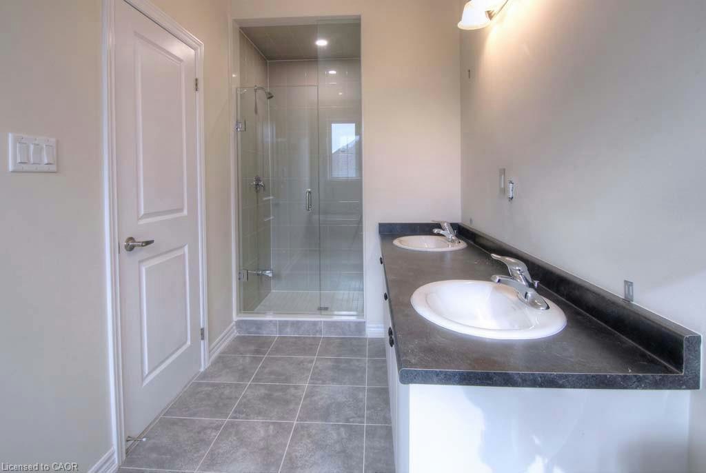 1388 National Common, Burlington, ON, L7P 0V6 - 16