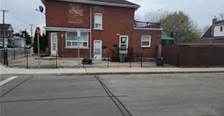 GrFloor-535 Roxborough Avenue, Hamilton, ON, L8H 1R5