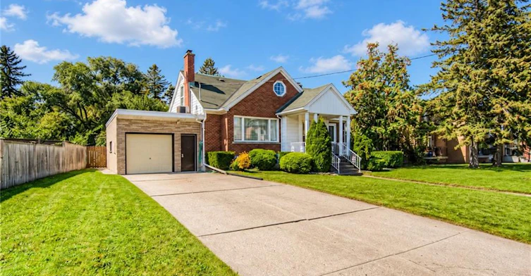 157 Kipling Avenue, Kitchener, ON, N2C 2B8