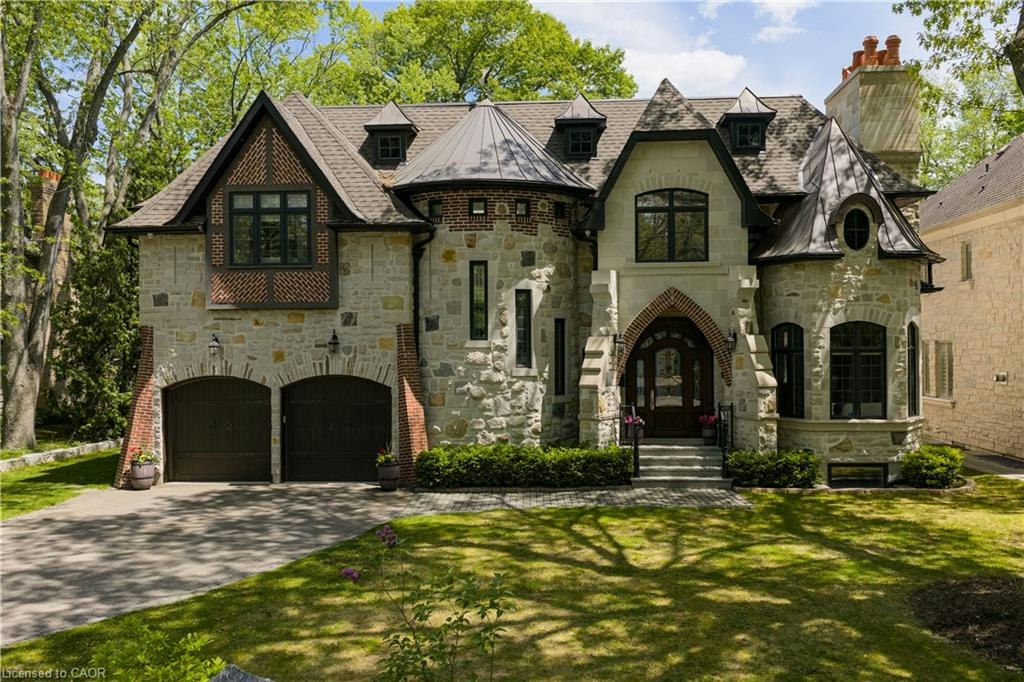 1165 Garden Road, Mississauga, ON, L5H 3J5
