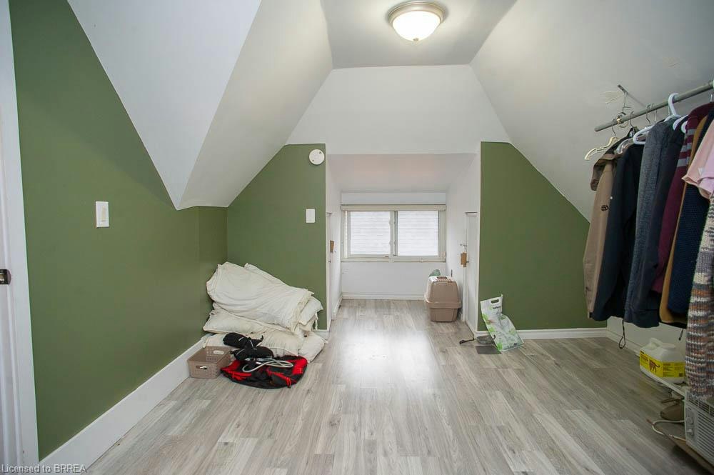 Upper-234 Sheridan Street, Brantford, ON, N3S 4R3 - 16