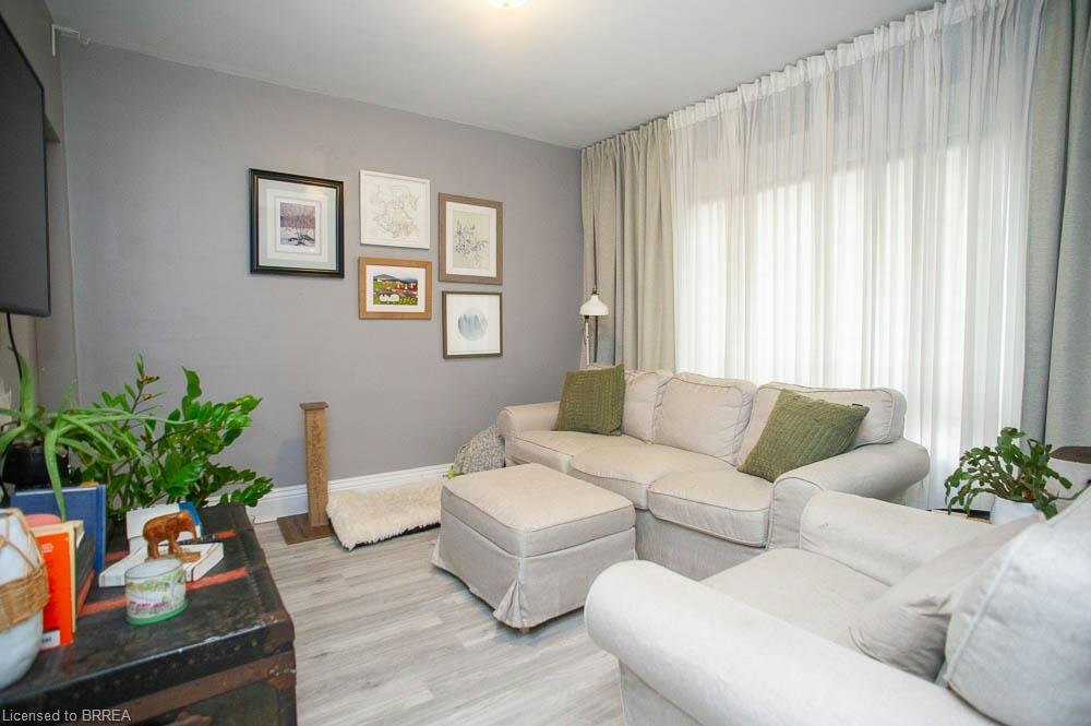 Upper-234 Sheridan Street, Brantford, ON, N3S 4R3 - 5