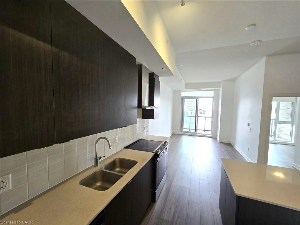 415-55 Duke Street W, Kitchener, ON, N2H 3H9 - 10