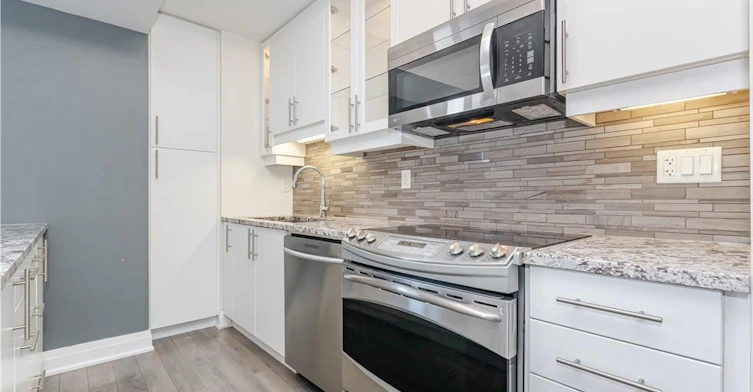 418-128 Garden Drive, Oakville, ON, L6K 0H7 - 17