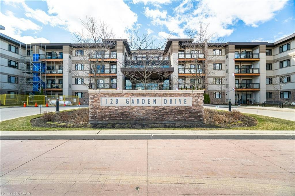 418-128 Garden Drive, Oakville, ON, L6K 0H7 - 2