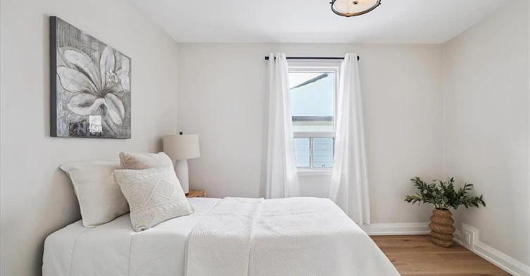 135 Deane Avenue, Oakville, ON, L6K 1N2 - 13