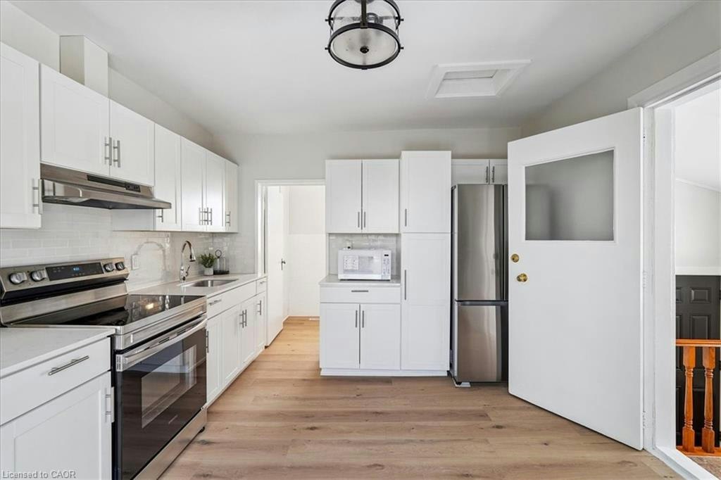 135 Deane Avenue, Oakville, ON, L6K 1N2 - 9