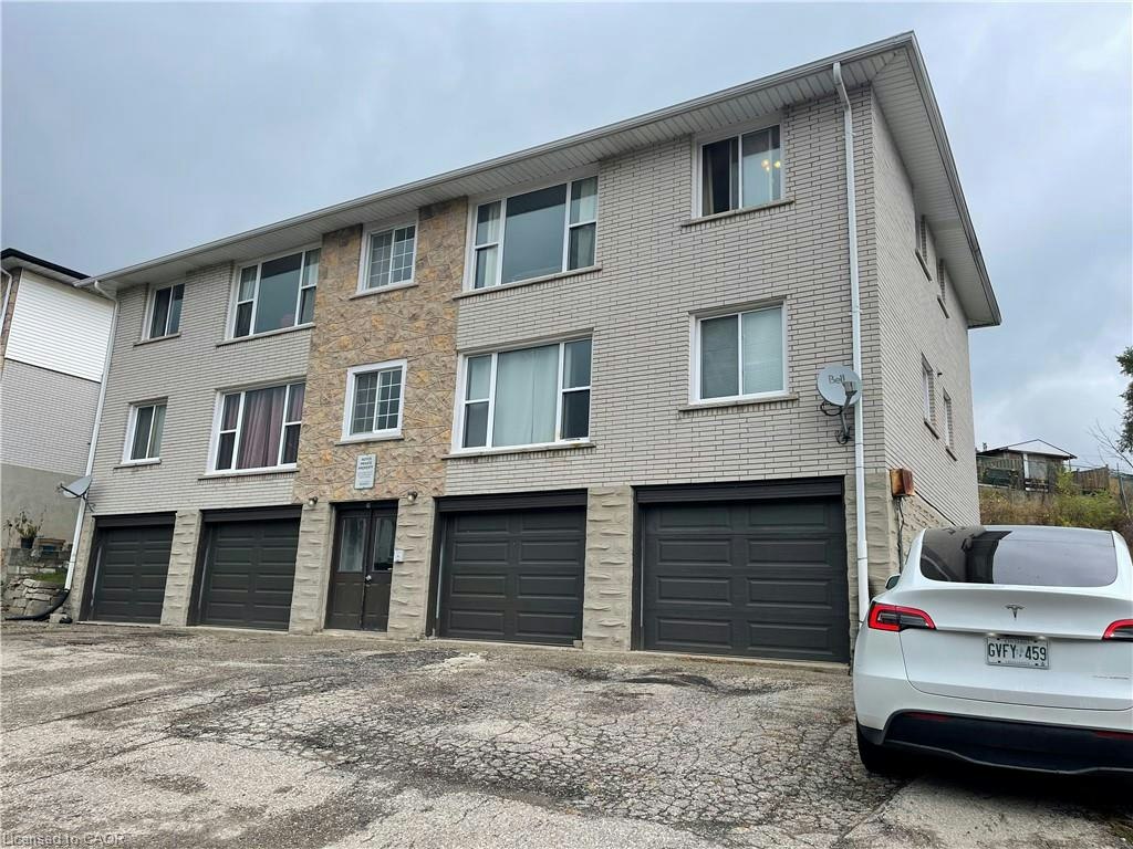15 Glen Road, Cambridge, ON, N1R 4L4