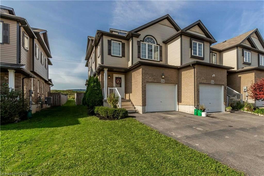 236 Countrystone Crescent, Kitchener, ON, N2N 3S1 - 3