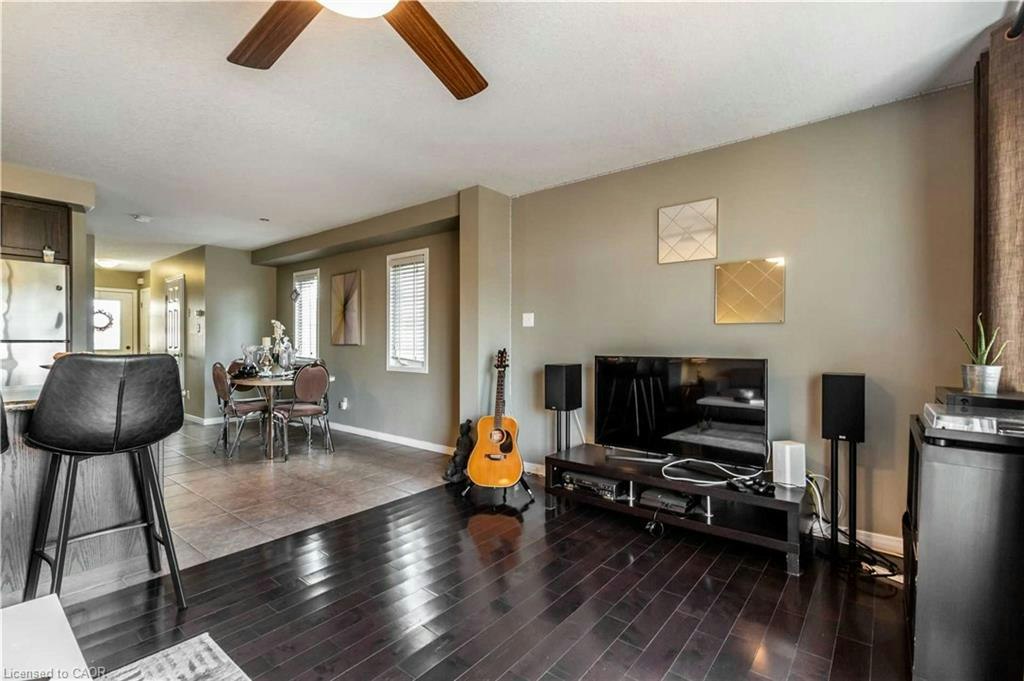 236 Countrystone Crescent, Kitchener, ON, N2N 3S1 - 9