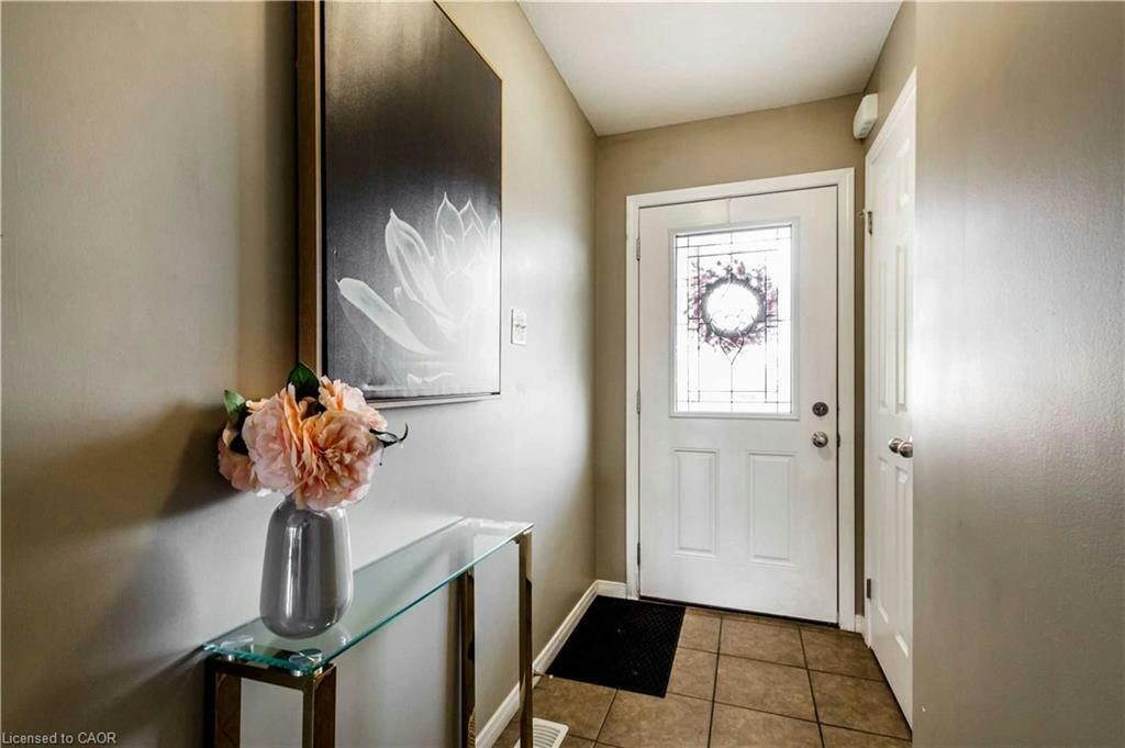 236 Countrystone Crescent, Kitchener, ON, N2N 3S1 - 5