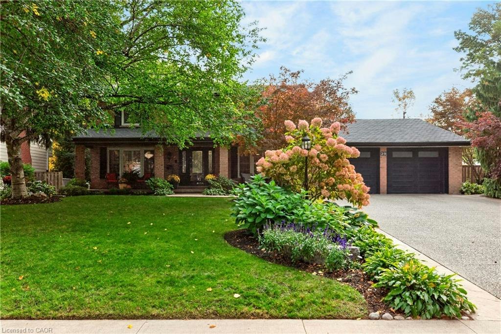 29 Woodside Drive, Hamilton, ON, L8T 1C4
