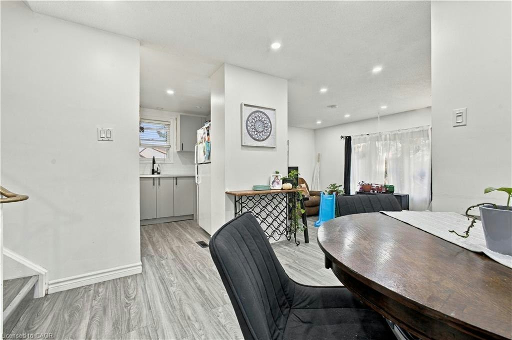 74 Homestead Place, Kitchener, ON, N2N 1Y8 - 6