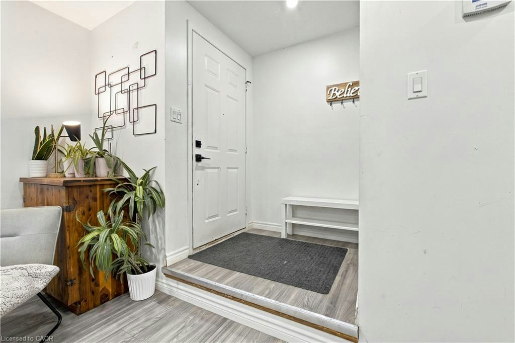 74 Homestead Place, Kitchener, ON, N2N 1Y8 - 2