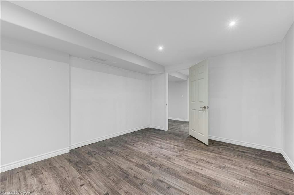 Lower-159 Valera Drive, Hamilton, ON, L8E 4T1 - 12