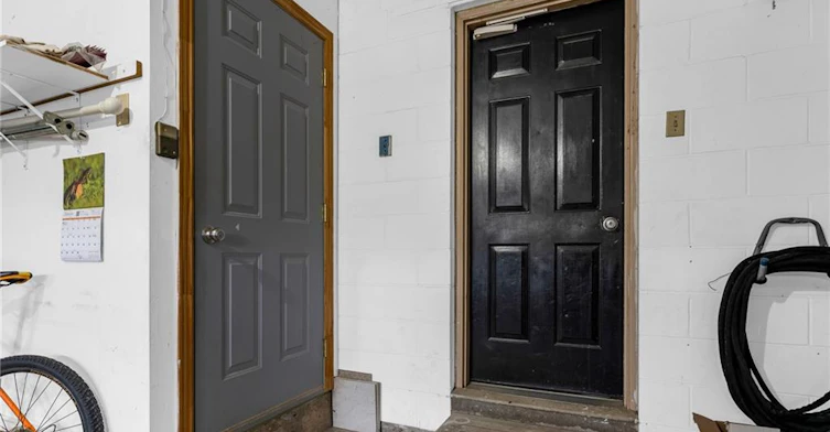 Lower-159 Valera Drive, Hamilton, ON, L8E 4T1