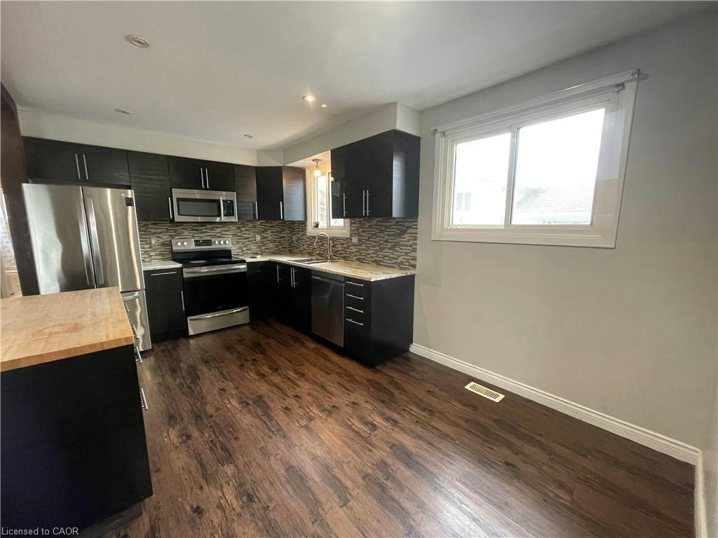 33 Behan Street, Hamilton, ON, L8T 4N5 - 3