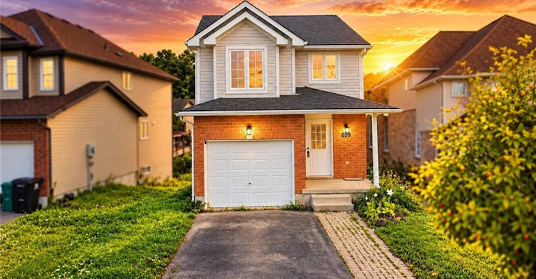 699 Laurelwood Drive, Waterloo, ON, N2V 2T8