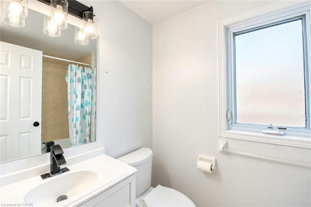 699 Laurelwood Drive, Waterloo, ON, N2V 2T8 - 23