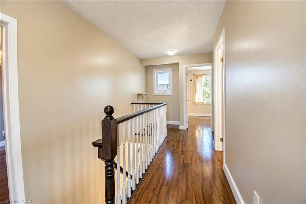 52 Redstart Drive, Cambridge, ON, N1T 2G6 - 10