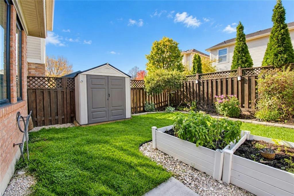 52 Redstart Drive, Cambridge, ON, N1T 2G6 - 23