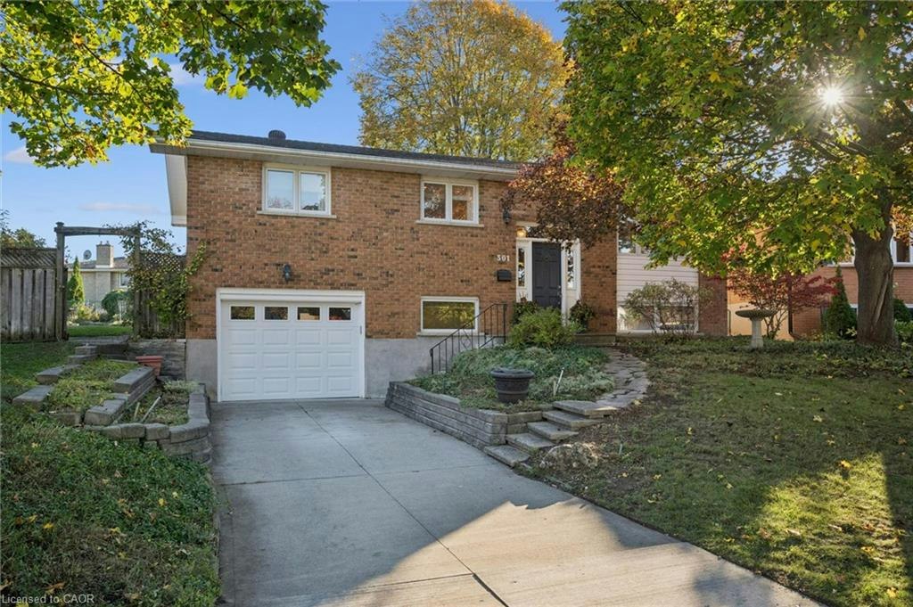301 Martindale Crescent, Waterloo, ON, N2L 4M8
