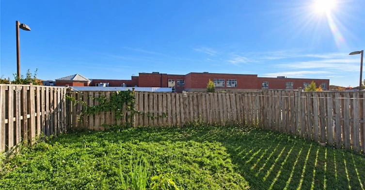52 Isabella Street, Kitchener, ON, N2E 4J7 - 17